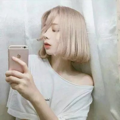 红色谜团